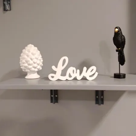 Apartment Grey Olmo
